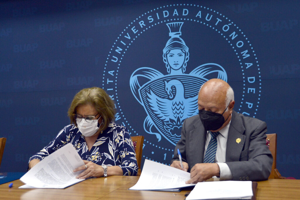 BUAP, Facultad de Contaduría, firma de convenio, Asociación Mexicana de Contadores Públicos