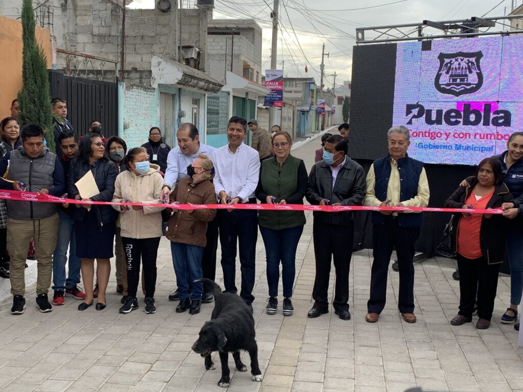 Ayuntamiento, Construyendo Contigo, pavimentación, Calles de 10, Eduardo Rivera