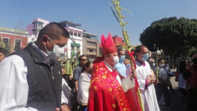 Domingo de Ramos, bendición de palmas, Catedral de Puebla, Arzobispo Víctor Sánchez, Semana Santa