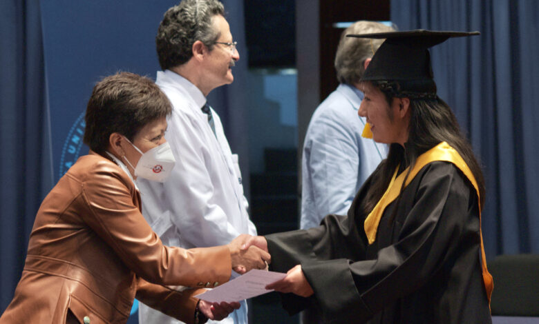 Fisioterapia, BUAP, graduación, Lilia Cedillo