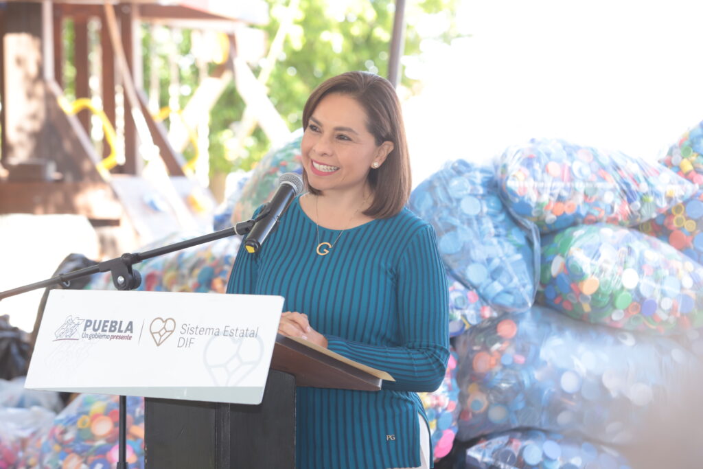 Gaby Bonilla, niños con cáncer, Sistema DIF Estatal, voluntariado