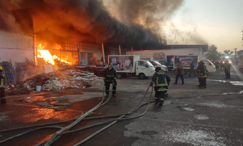 incendio, Sabritas, parque industrial 5 de Mayo, Puebla, Bomberos, Protección Civil