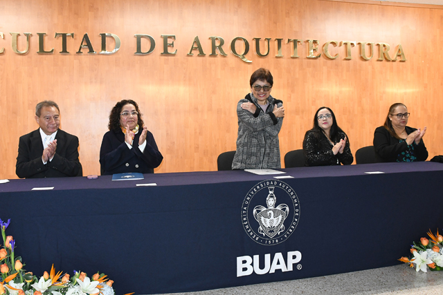 BUAP, Arquitectura, informe de labores, Carola Santiago Aspiazu