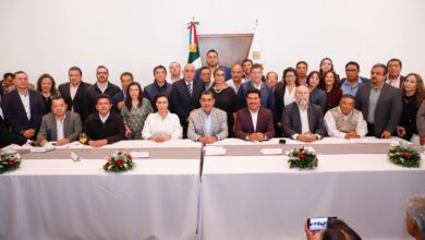 El mandatario estatal aprovechó la ocasión para llamar a los partidos políticos a no enfrentar al pueblo de Yehualtepec, por la próxima contienda electoral