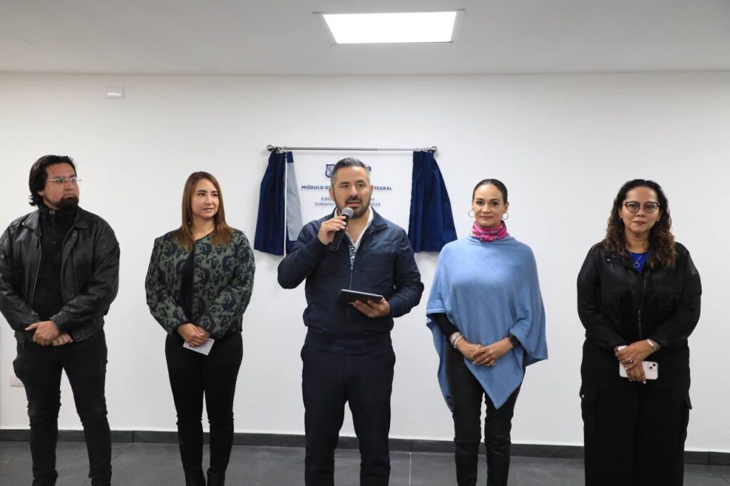 Ayuntamiento de Puebla, SMDIF, Adán Domínguez Sánchez, UMI, instalaciones médicas