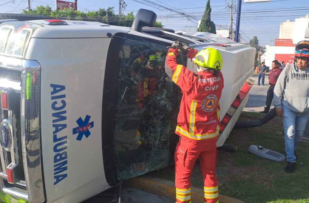 choque, transporte público, ambulancia, El Carmen