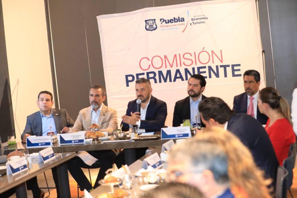 Comisión Permanente, Ayuntamiento de Puebla, Adán Domínguez Sánchez