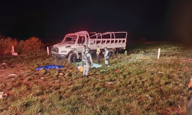 Volcadura, Guardia Nacional, autopista Cuacnopalan-Oaxaca, Sergio Salomón Céspedes, cuerpos de emergencia