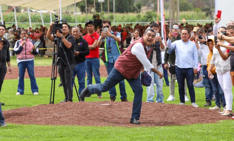 Gobierno de Puebla, Sergio Salomón Céspedes, campo de béisbol, Cañada Morelos