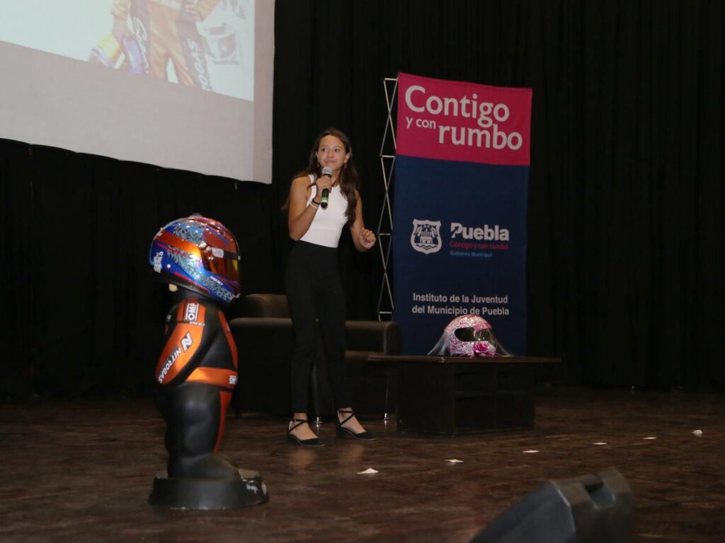 Ayuntamiento de Puebla, conferencia, Sol Díaz