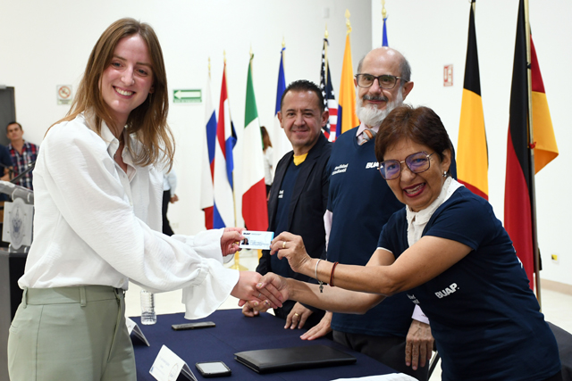 BUAP, Lilia Cedillo, estudiantes de intercambio