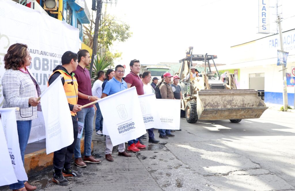 Omar Muñoz, Cuautlancingo, rehabilitación de vialidad, San Lorenzo Almecatla