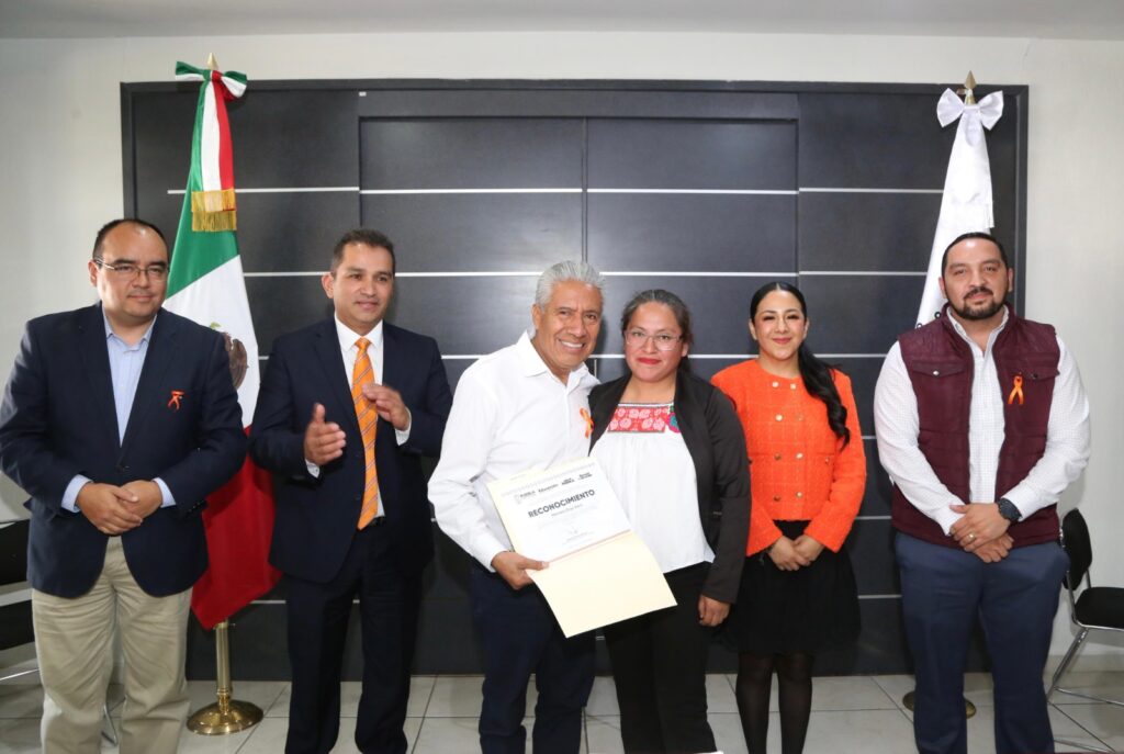 Puebla, desempeño docente, SEP, Manuel Viveros Narciso