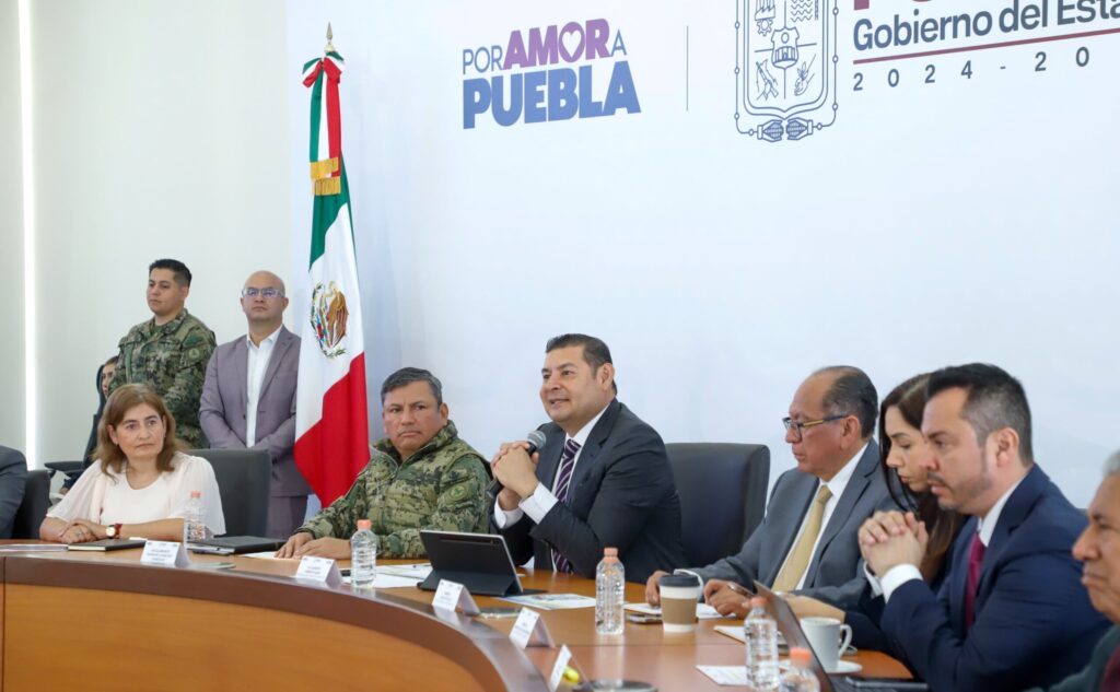 Gobierno de Puebla, Alejandro Armenta, estrategia tecnológica, chips