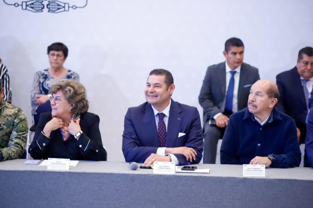 Gobierno de Puebla, Puebla, ejemplo de recoonstrucción del tejido social, Alejandro Armenta, Rocío Bárcena Molina