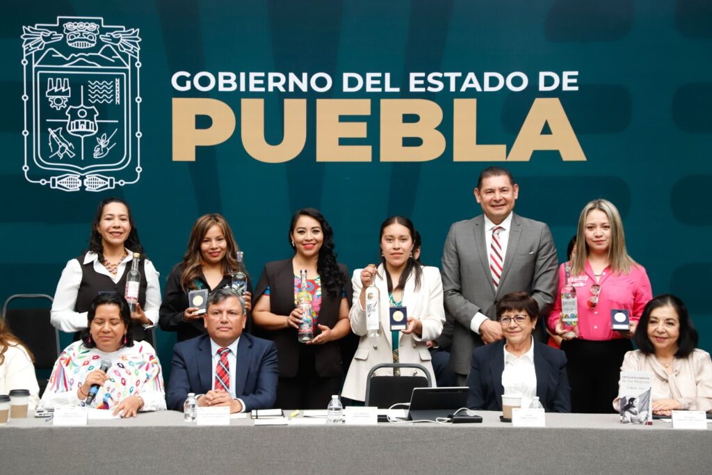 Gobierno de Puebla, Alejandro Armenta, mujeres mezcaleras, Bruselas