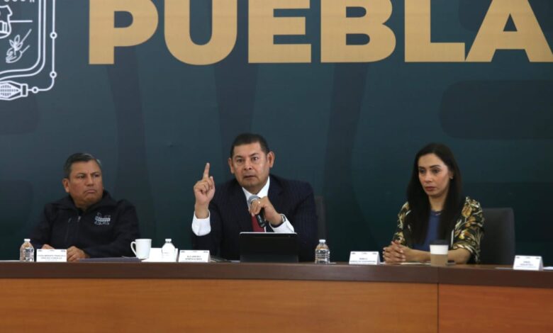 Alejandro Armenta, Gobierno de Puebla, omisión, persecución