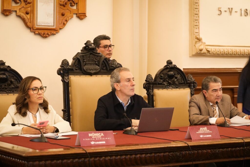 Gobierno de la Ciudad, Ayuntamiento de Puebla, Cabildo, Pepe Chedraui, La Panga