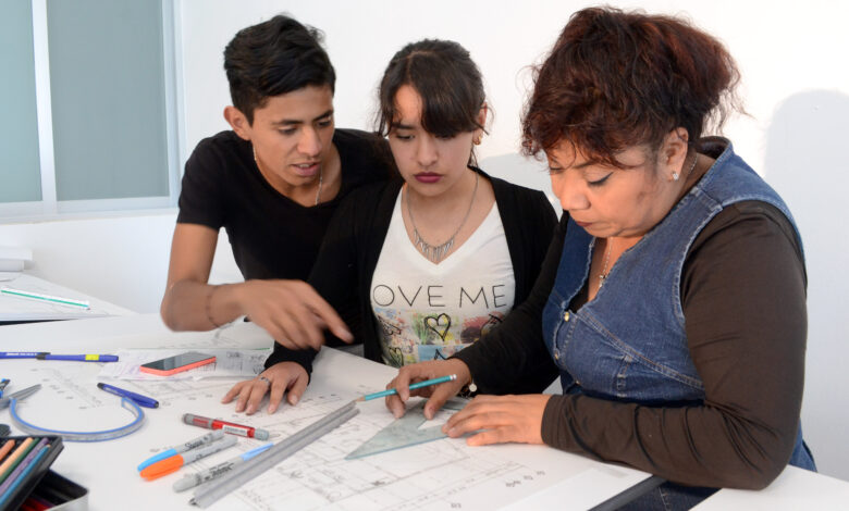 BUAP, Lilia Cedillo, enseñanza, investigación