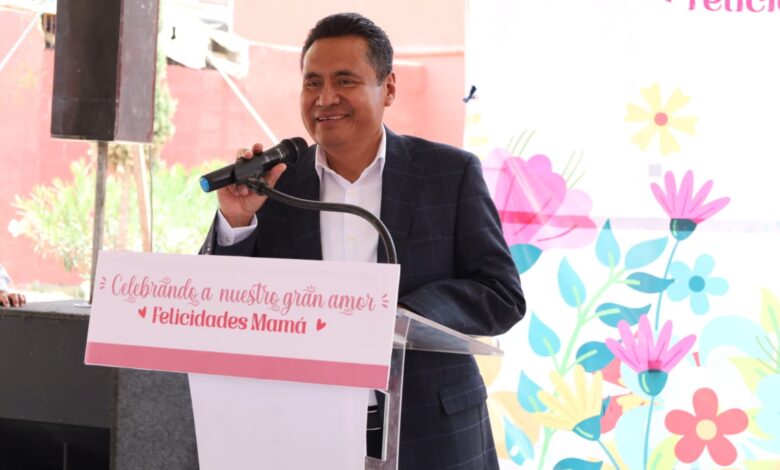 Armando Aguirre, Coronango, Día de las Madres, DIF Municipal