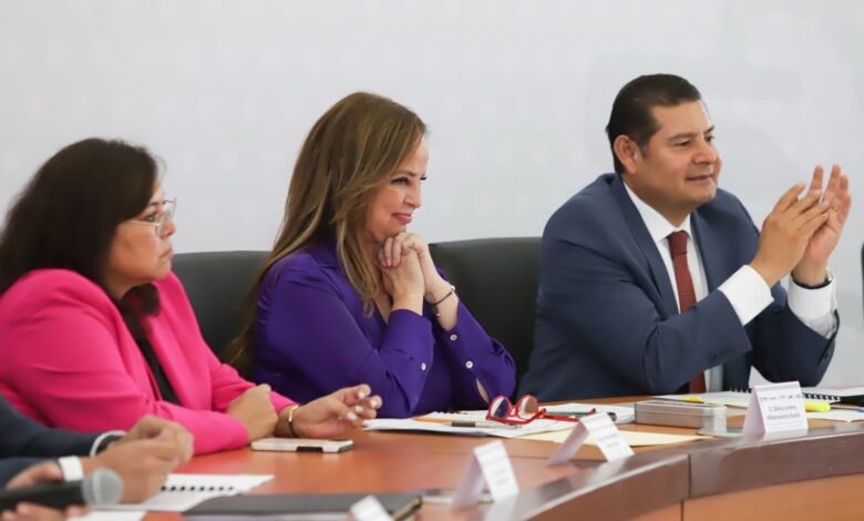 Gobierno de Puebla, SIPPINA, humanismo mexicano, Alejandro Armenta