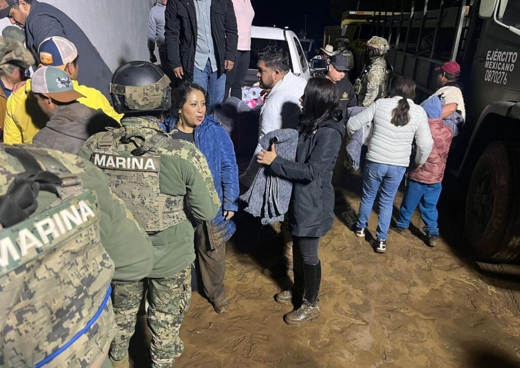 Gobierno de Puebla, Alejandro Armenta, inundaciones, Chignahuapan, Tepeojuma, Izúcar de Matamoros