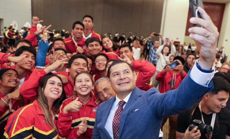 Gobierno de Puebla, centro deportivo Flor del Bosque, estímulos para deportistas