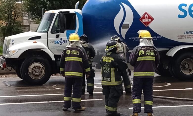 fuga de gas, Periférico, colonia Casablanca, Bomberos, Protección Civil