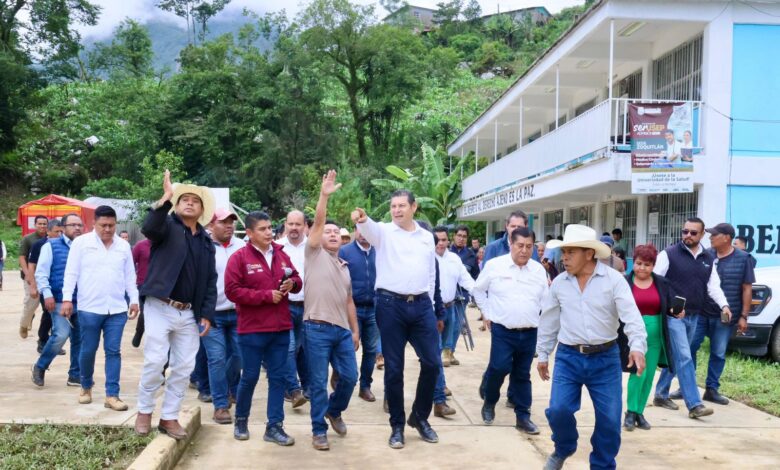 Gobierno del Estado, Universidad Rosario Castellanos, Alejandro Armenta, Eloxochitlán