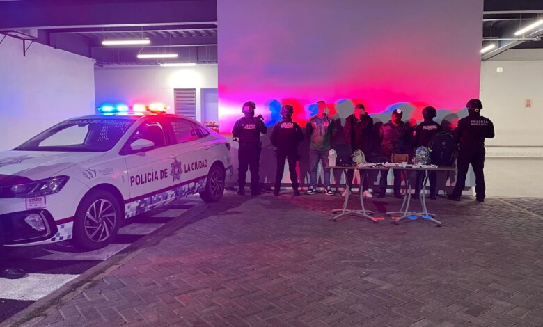 detenidos, robo a negocio, SSC, Policía Municipal, El Arenal