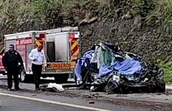 choque, prensados, muertos, autopista Siglo XXI, SSP, Atlixco