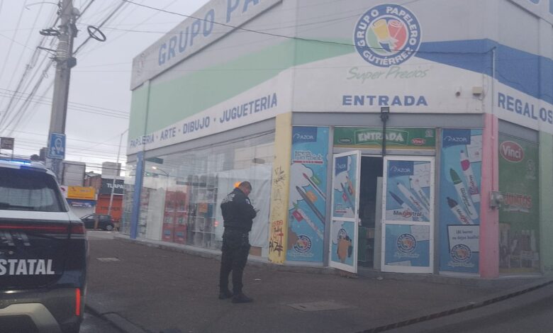 cristalazo, papelería, salón social, Loma Bella, SSC, seguridad, robo