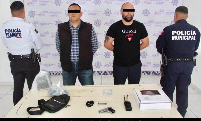 detenidos, robo de vehículo, camioneta Cadillac, San Andrés Cholula