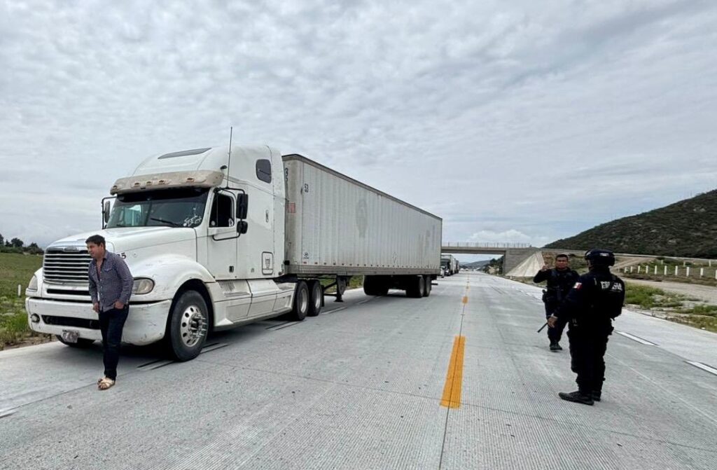 seguridad, Puebla, atención prioritaria, robo de tractocamión, desaparecida