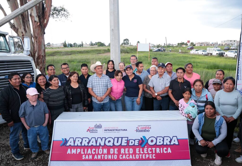 Lupita Cuautle, San Andrés Cholula, San Antonio Cacalotepec, red eléctrica