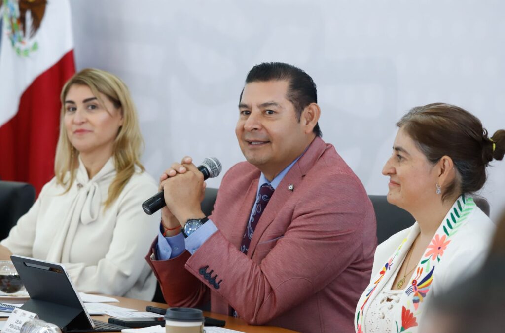 feminicidios, Puebla, Gobierno del Estado, FGE, Alejandro Armenta