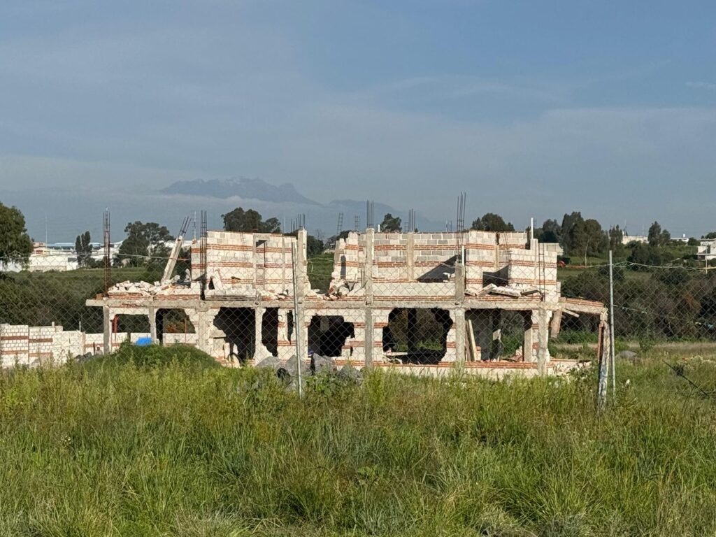 Fundación Julita y Antonio, asentamientos irregulares, mandato judicial, La Covadonga