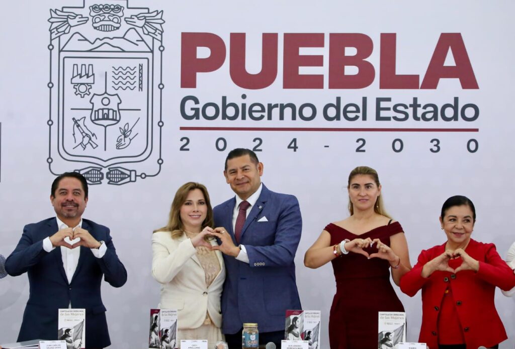 Gobierno de Puebla, Alejandro Armenta, mujeres, Casas Carmen Serdán, violencia de género, atención