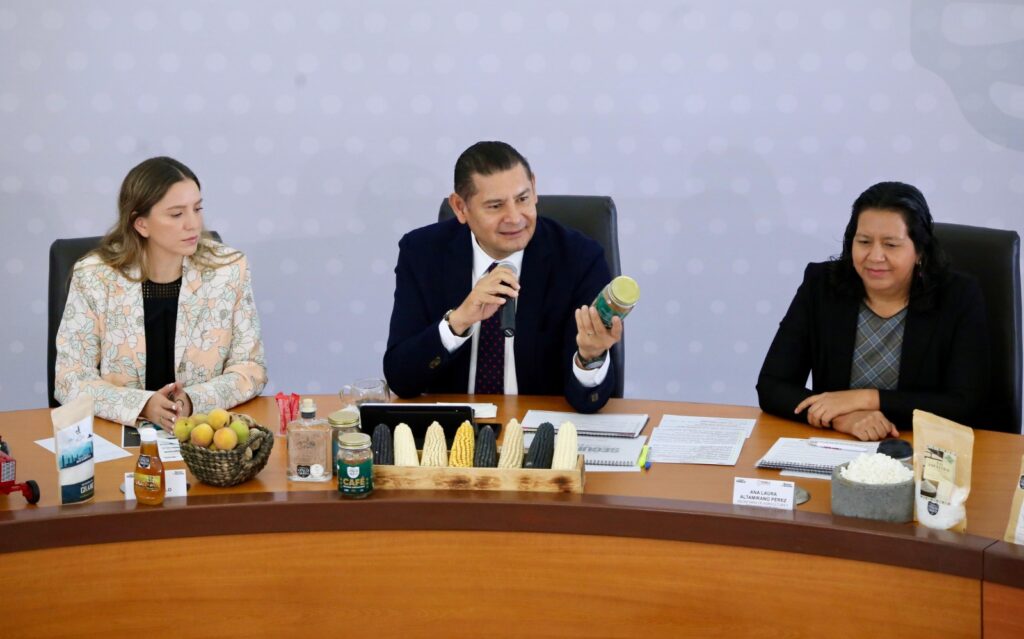 Gobierno de Puebla, riqueza comunitaria, justicia social, campo poblano