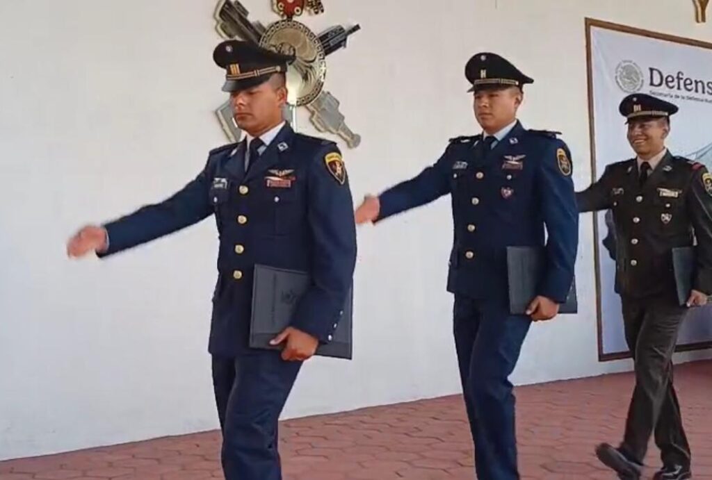 ceremonia, Ejército, 25 Zona Militar, graduación, especialidad en Mando