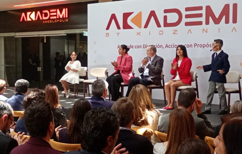 Academi, KidZania, Riona High Plaza, San Andrés Cholula, Angelópolis