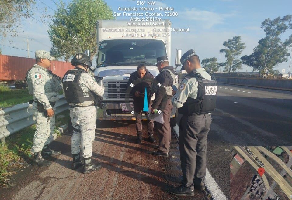 Guardia Nacional, camión robado, autopista México-Puebla, operativo, Coronango, San Francisco Ocotlán