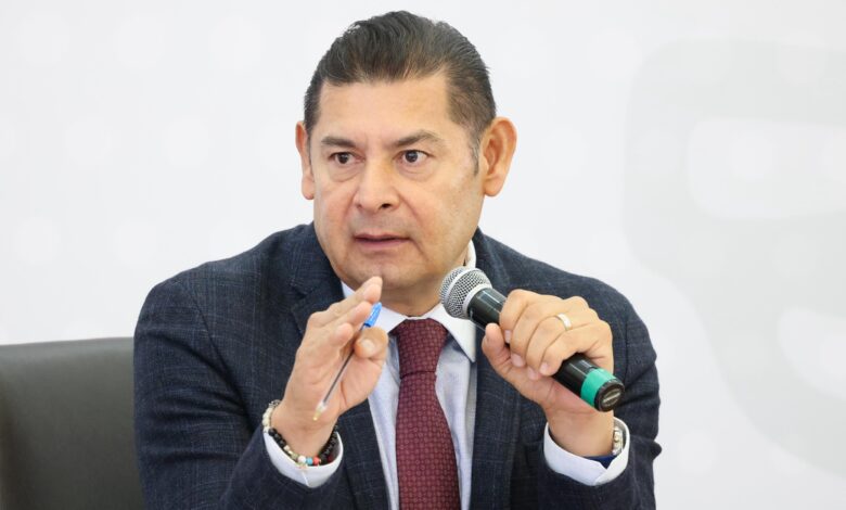 Gobierno de Puebla, Alejandro Armenta, estacionamientos, estadios, organizaciones, 28 de Octubre