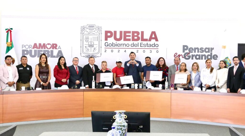 Gobierno de Puebla, Alejandro Armenta, migrantes, inversión, Instituto Poblano de Asistencia al Migrante