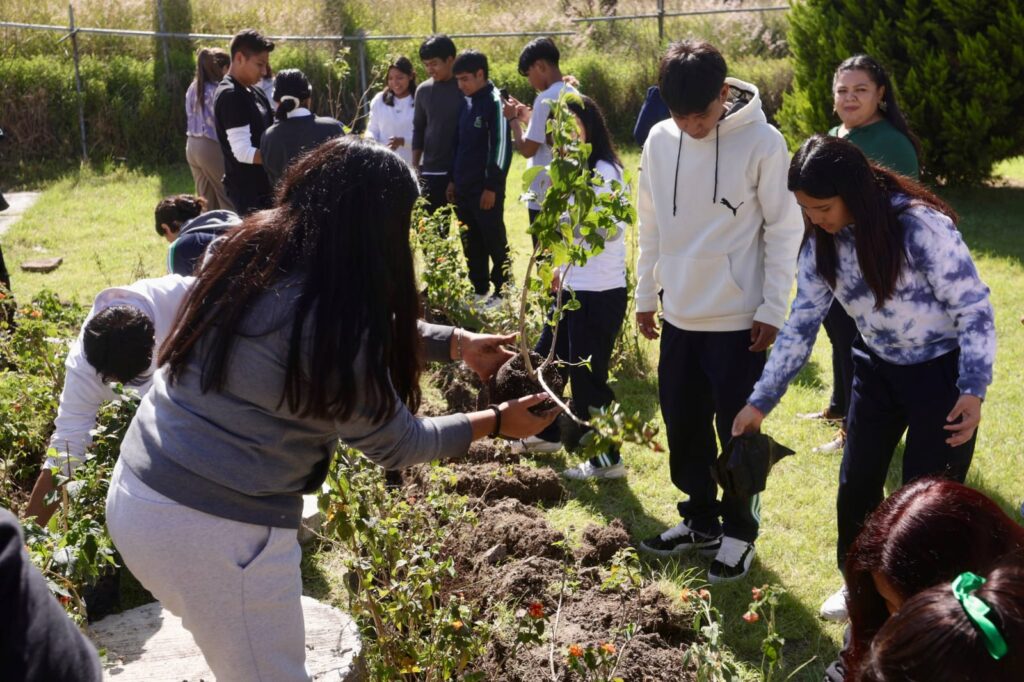 San Andrés Cholula, Lupita Cuautle, jornada de reforestación, Bachillerato Elena Garro