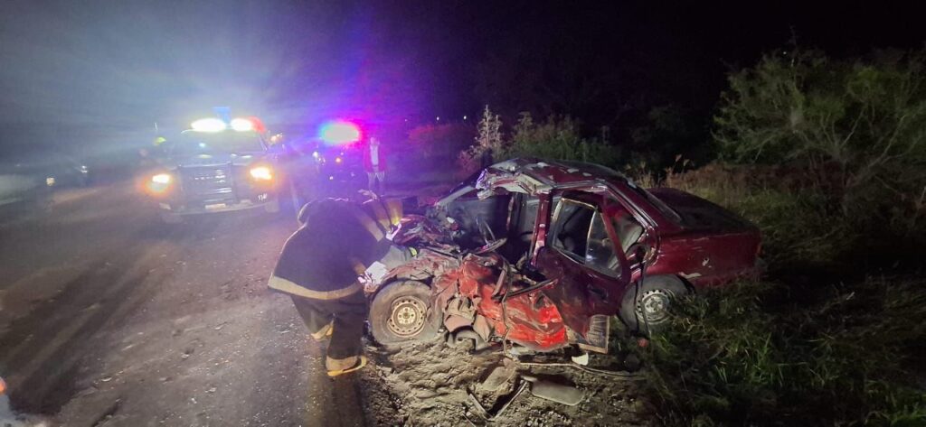 choque, accidente, Tepeyahualco, carretera Cuapiaxtla-Acatlán, Hospital General de Tecamachalco