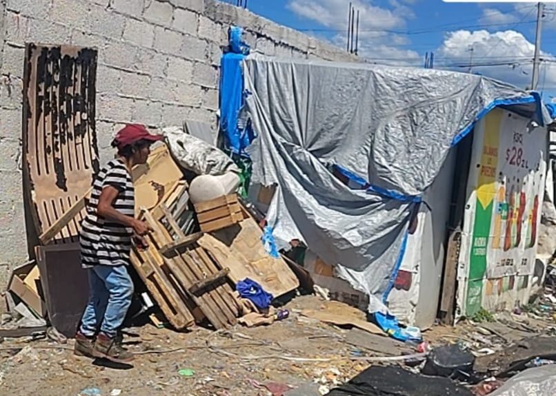 indigente, San Aparicio, contenedores, FGE, investigaciones