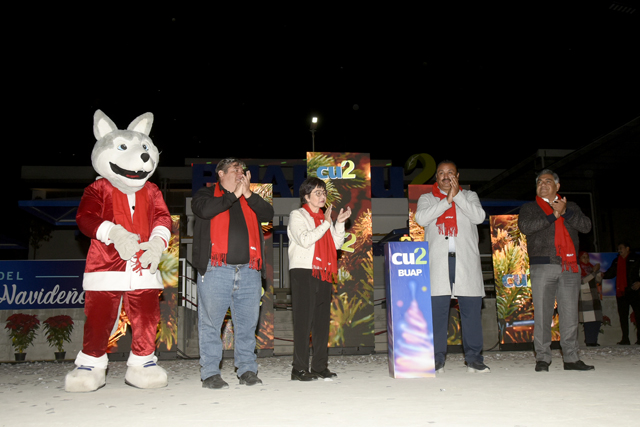 BUAP, Lilia Cedillo, árbol de Navidad, CU2