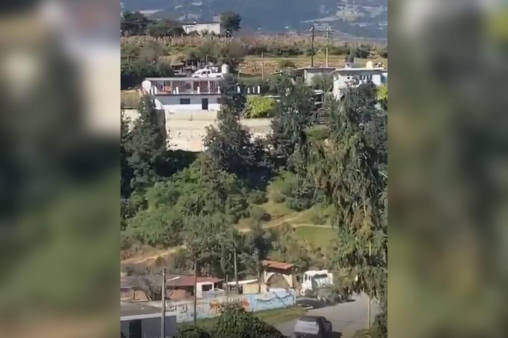 balacera, enfrentamiento, Atzizintla, Paso Carretas, Veracruz, grupos delictivos, robo de transporte con mercancía