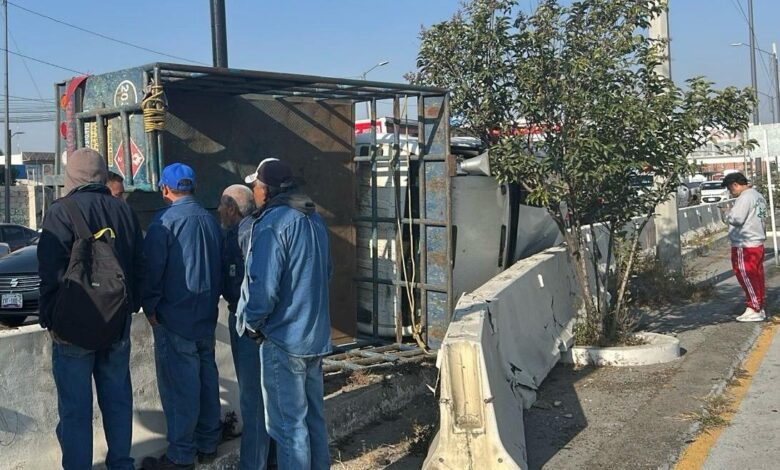 volcadura, gas LP, Periférico, Periplaza, Proximidad de Caminos, SSP